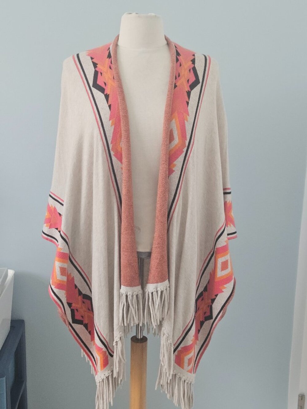 INC BOHEMIAN TRIBAL PONCHO/CAPE